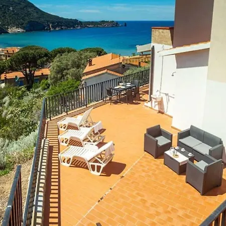 Apartment Giglio Blu 5 Giglio Castello